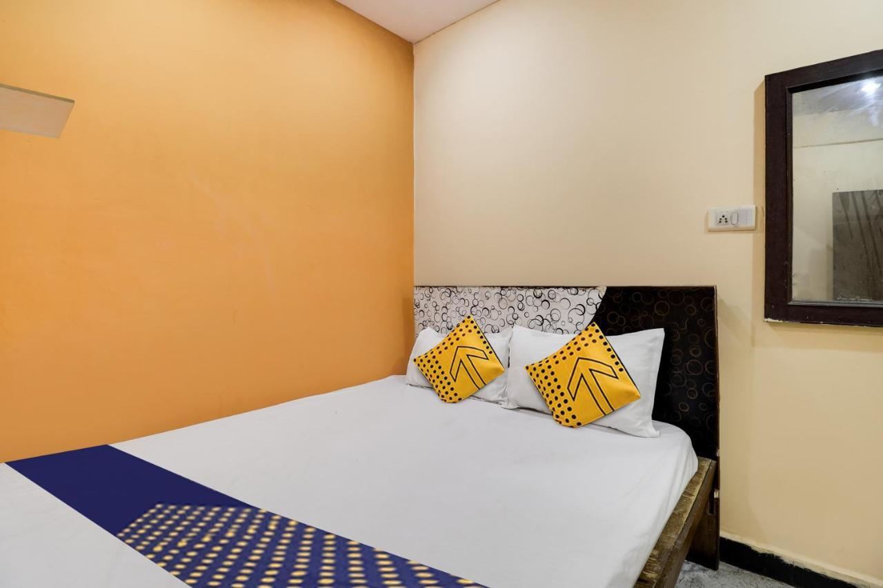 Spot On Hotel Sai Ashirwad Residency Hyderabad Exterior foto