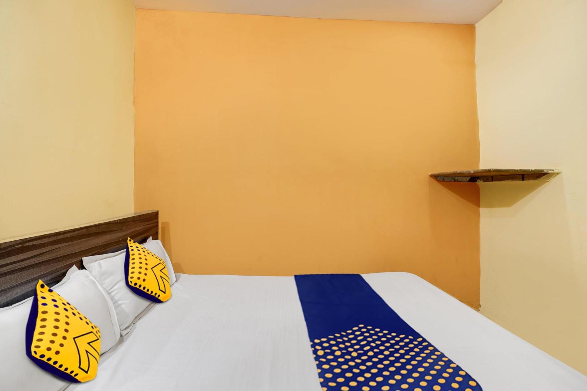 Spot On Hotel Sai Ashirwad Residency Hyderabad Exterior foto